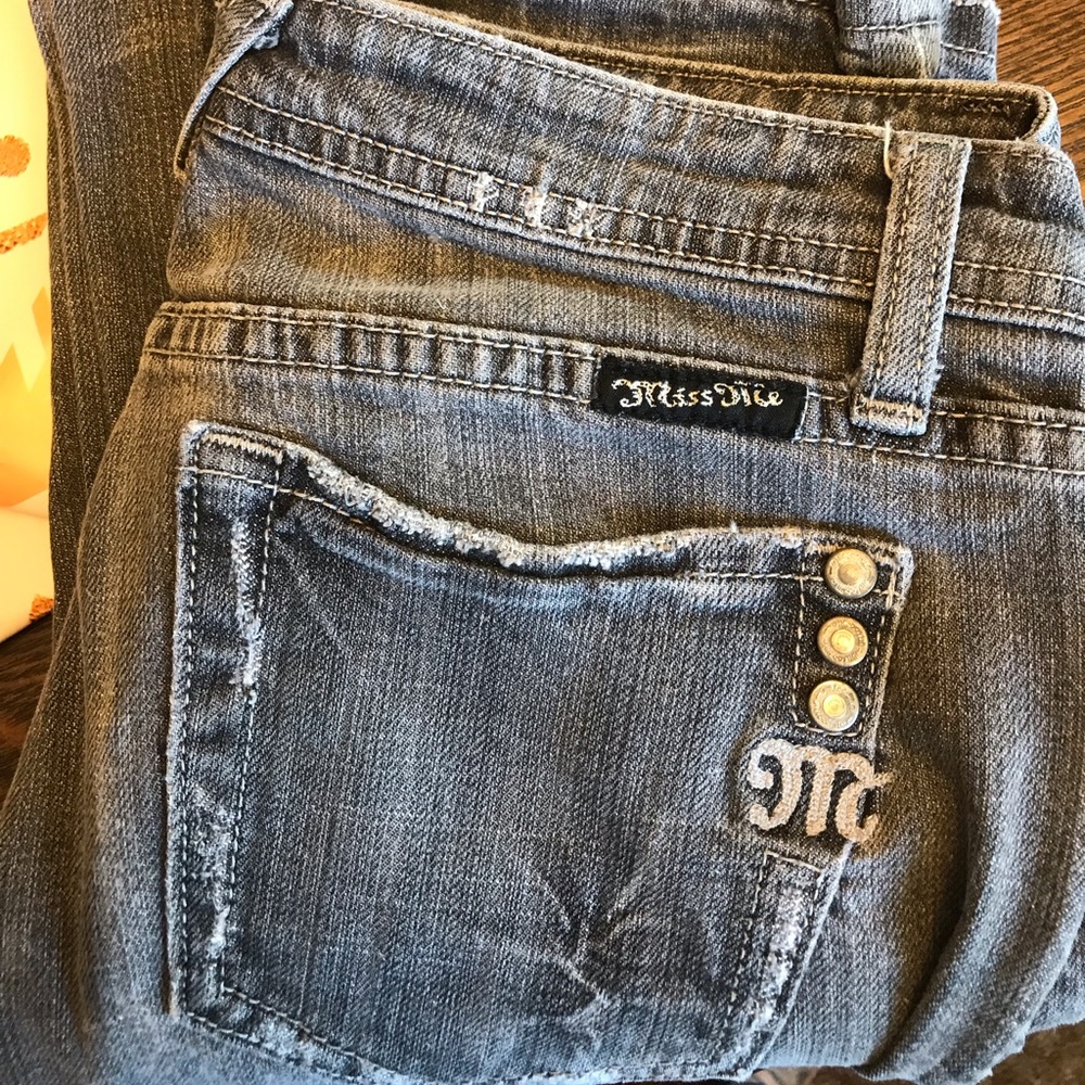 VGUC Miss Me Grey Jeans 26 x 29.5